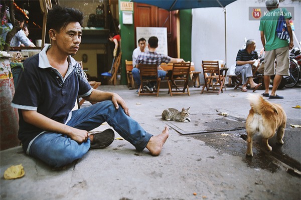 Người dân phẫn nộ khi anh đánh giày câm bị trộm chó và lấy cắp toàn bộ đồ đạc - Ảnh 3.