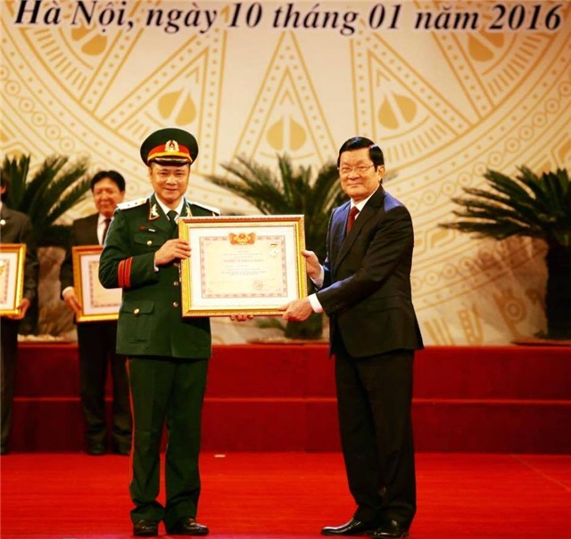nsnd tu long chia se noi vat va khi dong tao quan 2016 hinh anh 6