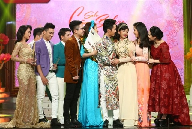 Cô gái rửa chén thành quán quân Solo cùng Bolero