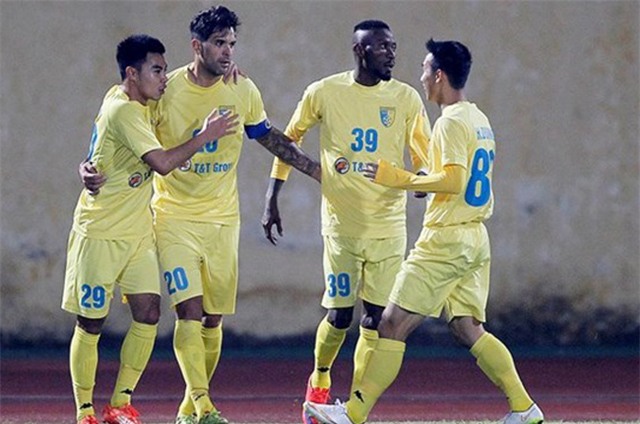 Tết với cầu thủ việt, Cầu thủ Việt, Hà nội t&T, cầu thủ mất tết