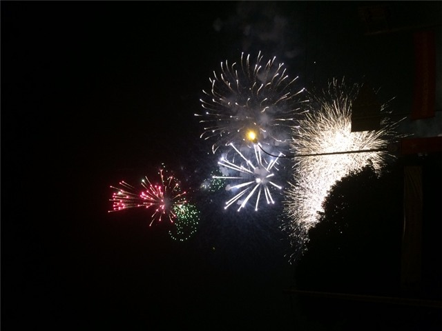 Tết nguyên đán,Tết Bính Thân, pháo hoa