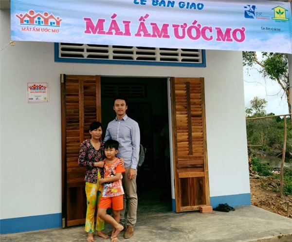 phan bá mạnh, dobody, Lê Đăng Khoa Ba lá Xanh, mái ấm ước mơ, áo ấm mùa đông, hành trình thiện nguyện,