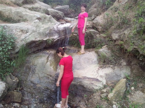 chuyen 'cuoi ra nuoc mat' cua ngoi truong nghi tet ca thang - 4