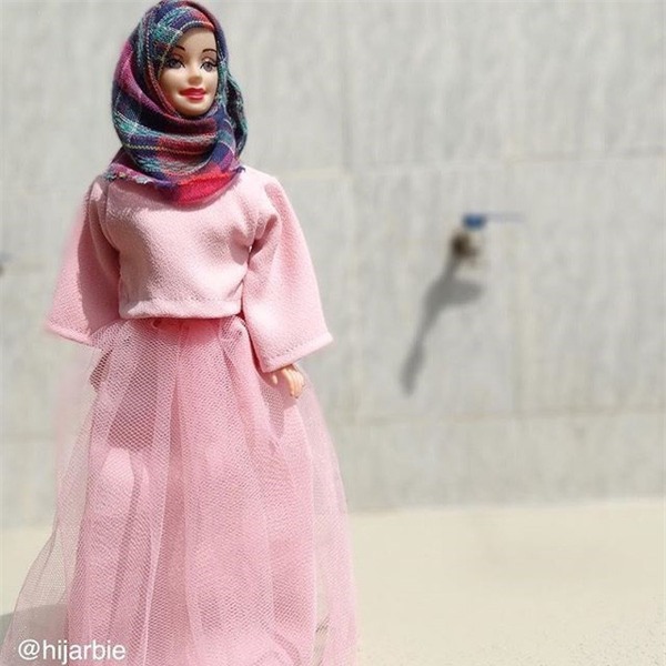 Xuất hiện búp bê Barbie phong cách phụ nữ Hồi Giáo - Ảnh 11.