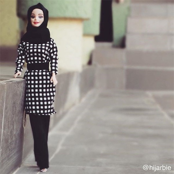Xuất hiện búp bê Barbie phong cách phụ nữ Hồi Giáo - Ảnh 2.