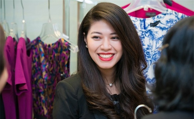 Ngọc Trinh trải lòng về quyết định dừng dẫn Chuyển động 24h