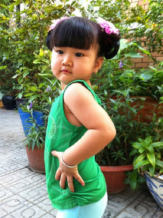 Những “thiên thần” nhỏ đáng yêu của sao sân cỏ Việt - Ảnh 8.
