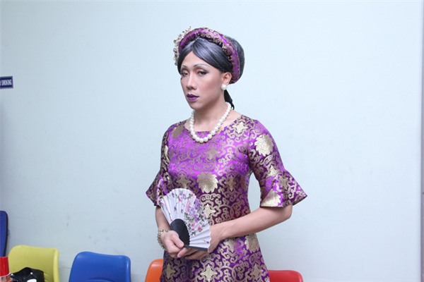 Trấn Thành, Trường Giang, Chí Tài - ai giả gái xấu nhất tại Ơn giời? - Ảnh 19.