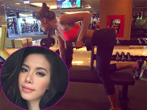 my nhan viet khoe 'eo thon, nguc no' trong phong tap hinh anh 1