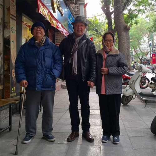 cai tet sum vay hiem hoi cua gia dinh nhac si hoang van - 1