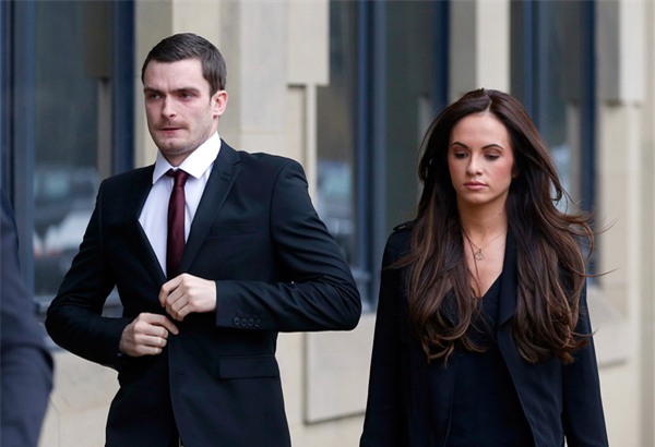 Adam Johnson mất nghiệp vì làm chuyện ấy với trẻ em - Ảnh 2.