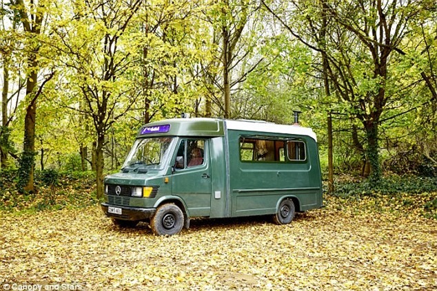 Phong cách đón Valentine khác lạ trên thế giới