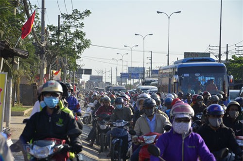 nghỉ Tết, đồ đạc, về quê, ùn tắc, tắc đường