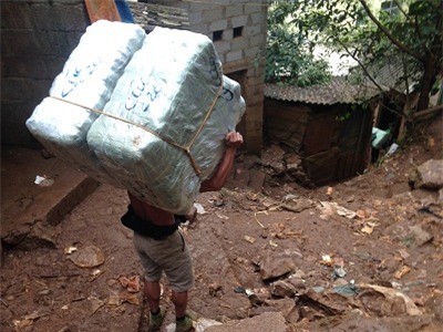 buôn lậu, hàng trung quốc, quảng châu, đính mác, Gucci, D&G, thời trang, hà nội