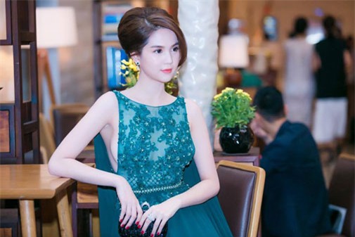 Báo Thái ca ngợi Ngọc Trinh là nữ siêu sao của Việt Nam - Ảnh 2.