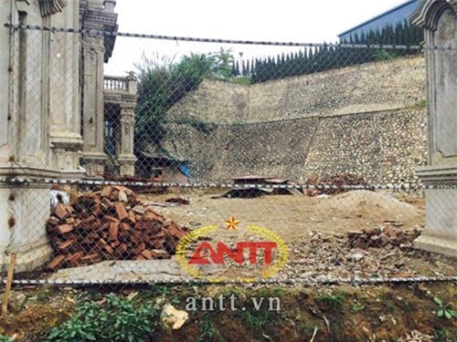 biệt thự bỏ hoang, nữ hoàng chuối, Lào Cai