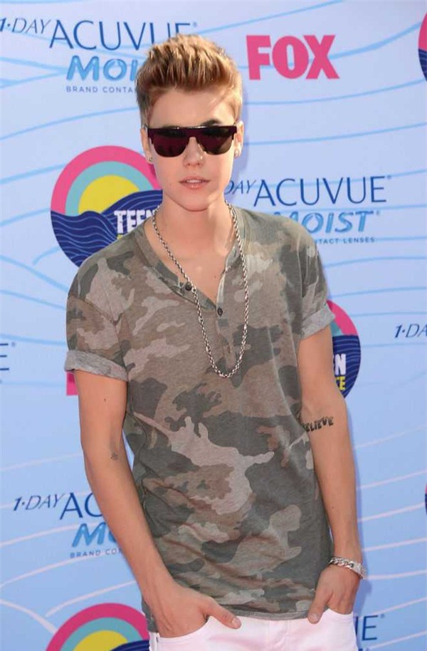 Justin Bieber từ hình ảnh Baby thành người đàn ông chững chạc qua năm tháng - Ảnh 6.