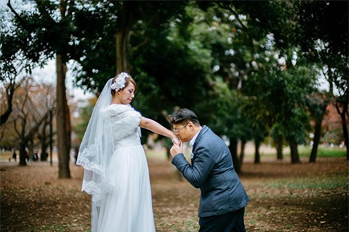 Lặn lội sang Nhật Bản chụp ảnh cưới, cặp đôi Trung Quốc nhận về toàn... thảm họa - Ảnh 8.