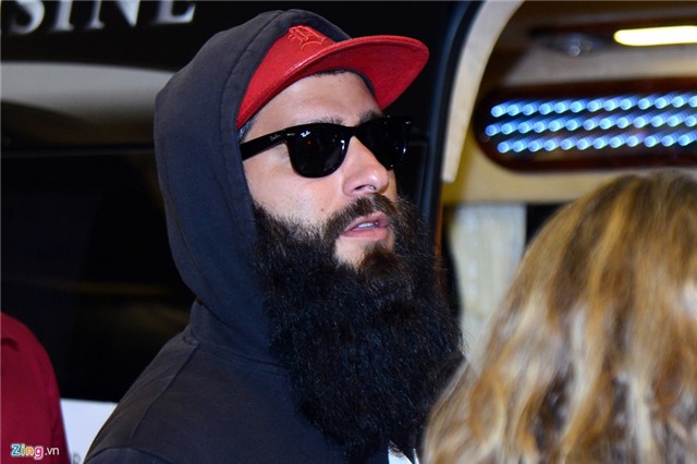 Dàn sao 'King Kong' đặt chân tới Nội Bài