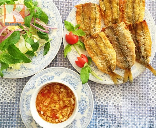 rán cá, không bắn dầu, cách pha nước chấm