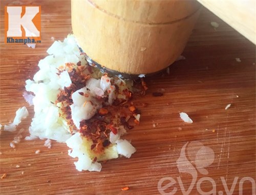 rán cá, không bắn dầu, cách pha nước chấm