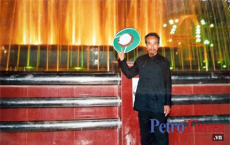 Gặp mặt người đàn ông giống Bác Hồ đến kỳ lạ