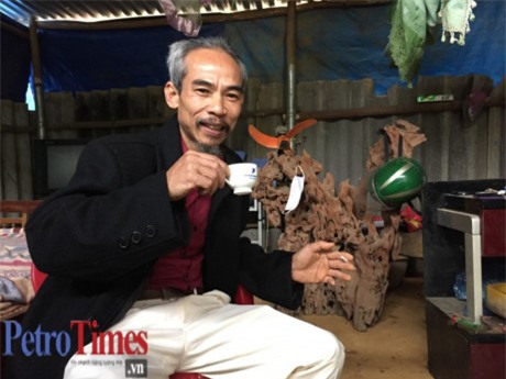 Gặp mặt người đàn ông giống Bác Hồ đến kỳ lạ