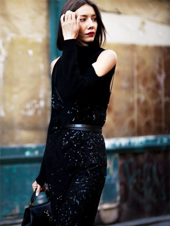 cutout shoulder