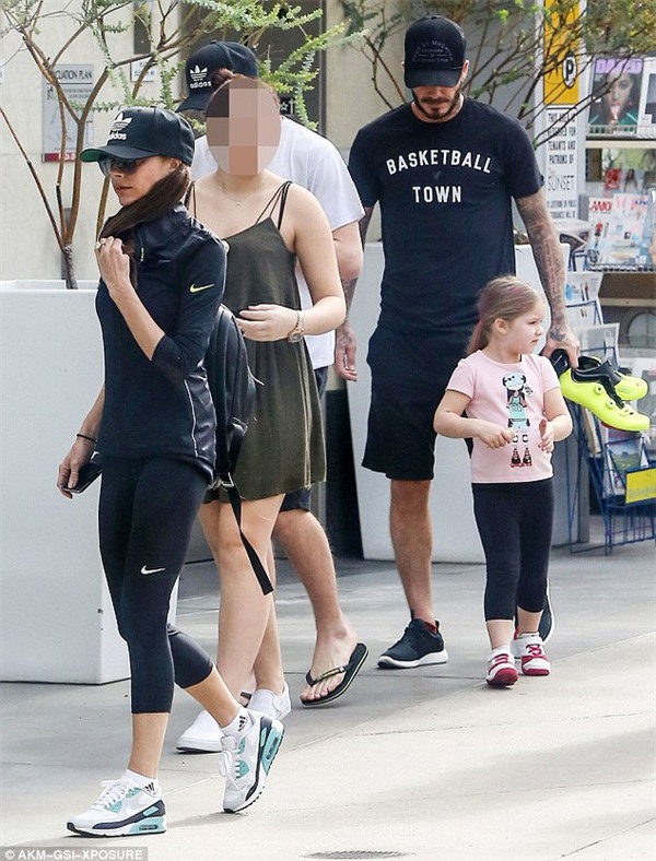 Beckham làm vệ sỹ riêng cho Harper Seven - Ảnh 5.