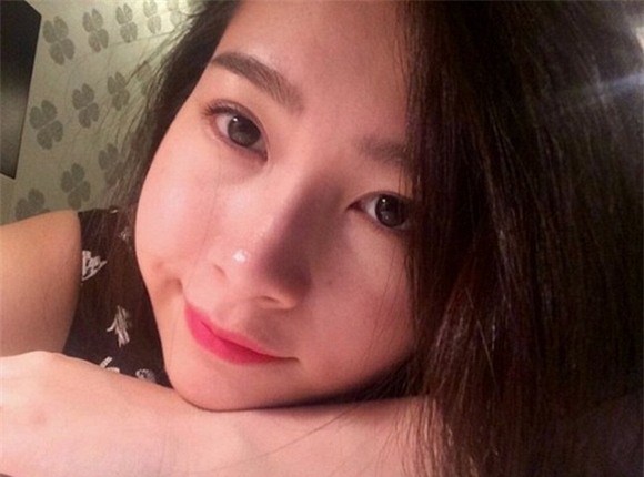 Gỡ bỏ son phấn của 5 hoa hậu trẻ hot nhất hiện nay