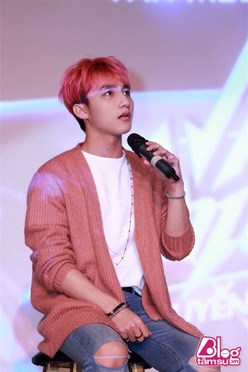 son-tung-mtp-danh-doi-de-noi-tieng-blogtamsuvn-12