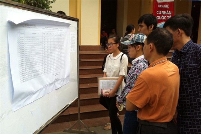 Dù được đánh giá là an toàn, song nội dung Dự thảo qui chế phần tuyển sinh ĐH, CĐ năm 2016 vẫn còn nhiều điểm bất cập. Ảnh: Q.Anh