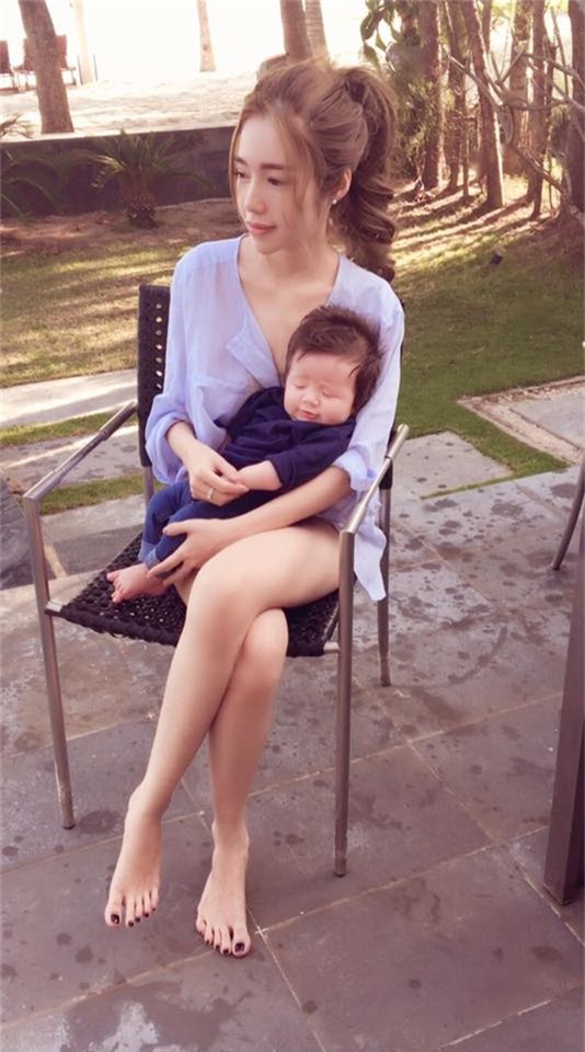 Soi tủ đồ siêu dễ thương của