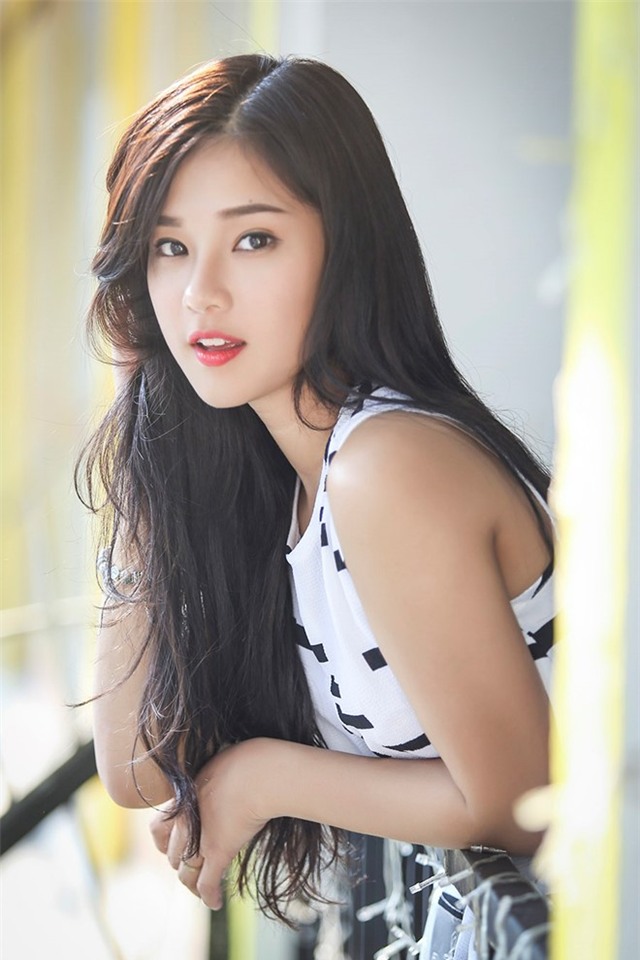 Hoàng Yến Chibi né tránh trả lời chuyện yêu Lý Hoàng Nam