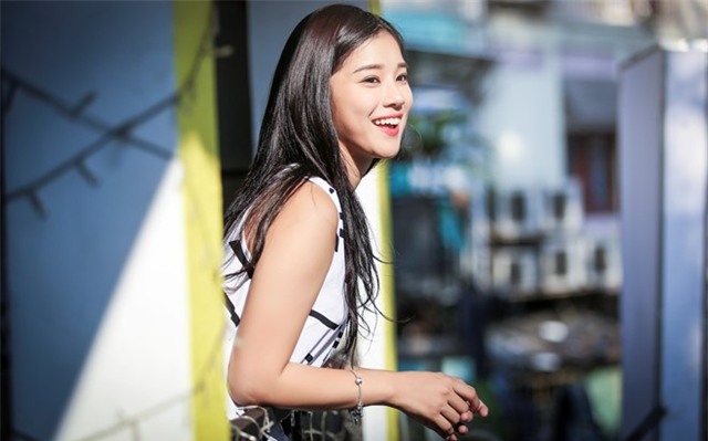 Hoàng Yến Chibi né tránh trả lời chuyện yêu Lý Hoàng Nam