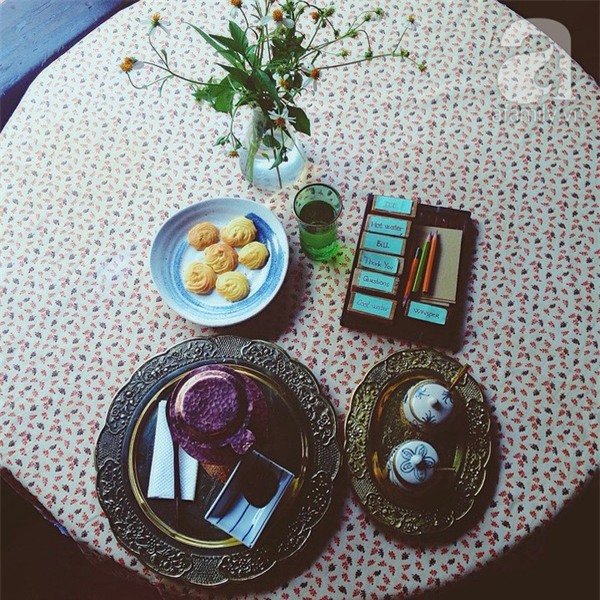 reaching out tea house