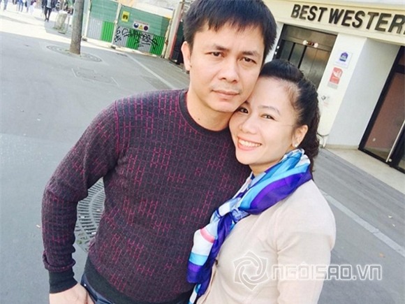 Loạt ảnh Chu Đăng Khoa vẫn hạnh phúc bên vợ con lúc cặp Hà Hồ 5