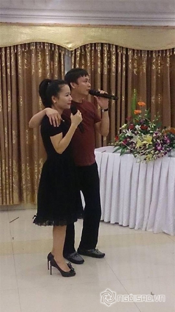 Loạt ảnh Chu Đăng Khoa vẫn hạnh phúc bên vợ con lúc cặp Hà Hồ 10