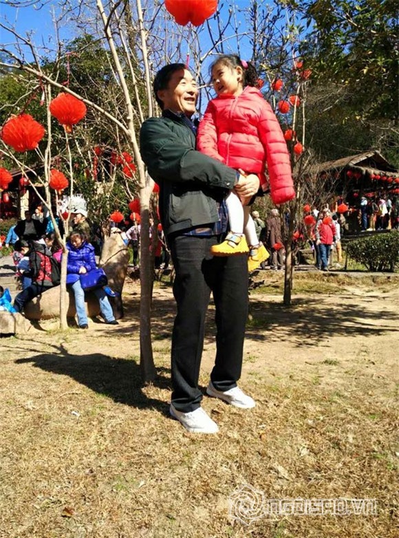 Hoa hậu Hương Giang lần đầu khoe ảnh bố mẹ chồng 1