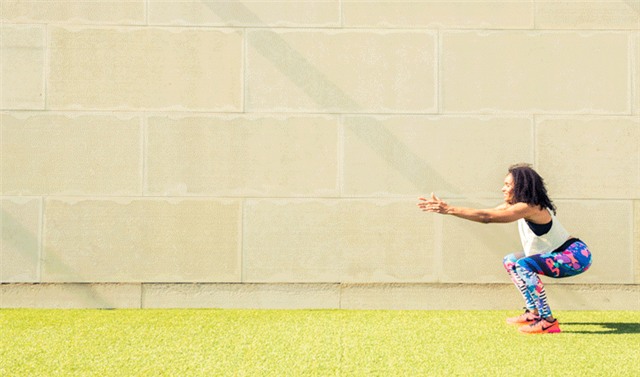 Giữ dáng chuẩn với 10 động tác “tập mà như đùa”