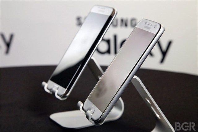 Những tính năng vượt trội của Galaxy S7 so với iPhone 6S