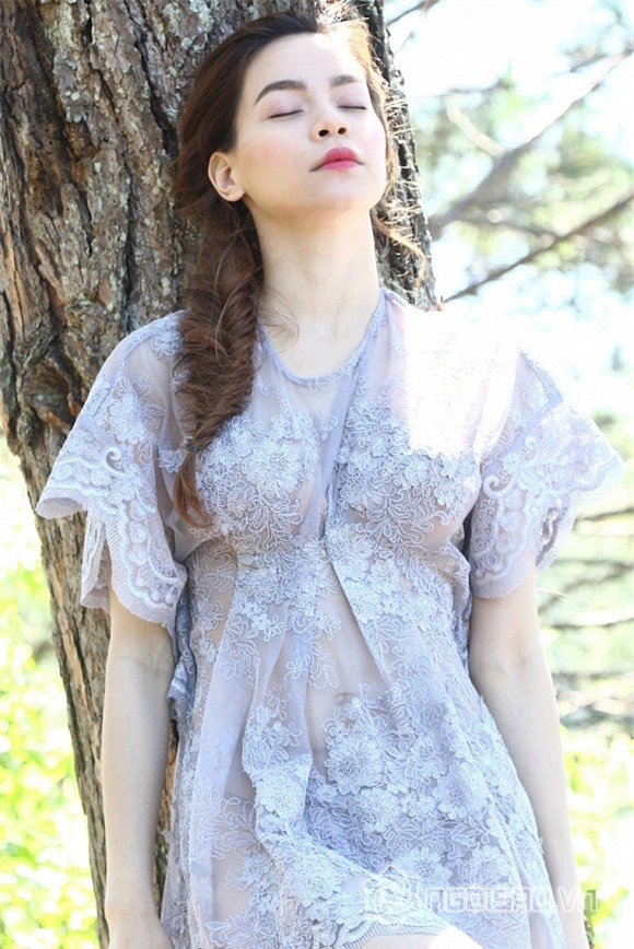 Hơn 10 nhãn hàng tháo gỡ hình ảnh liên quan về Hồ Ngọc Hà 4