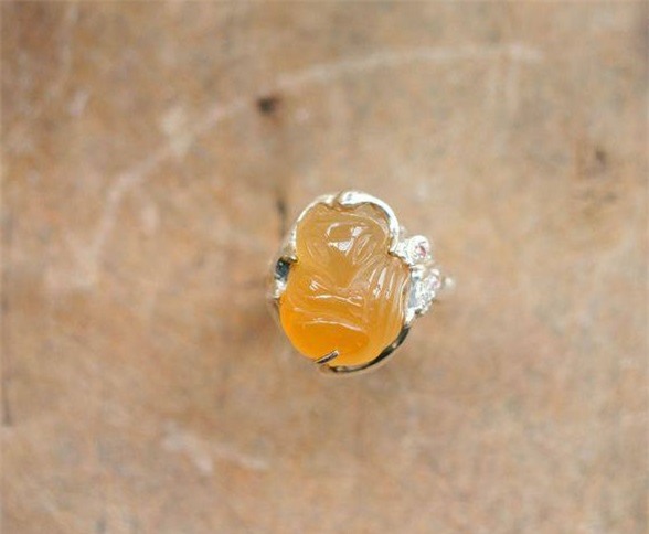 Phong thủy, đá hồ ly, đá phong thủy, nhẫn phong thủy, đá quý, ngoại tình, giữ chồng, cầu duyên