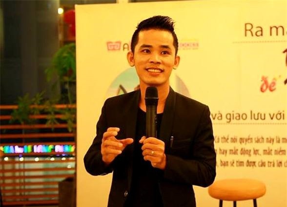 'Người trẻ có thể làm giàu từ hai bàn tay trắng'