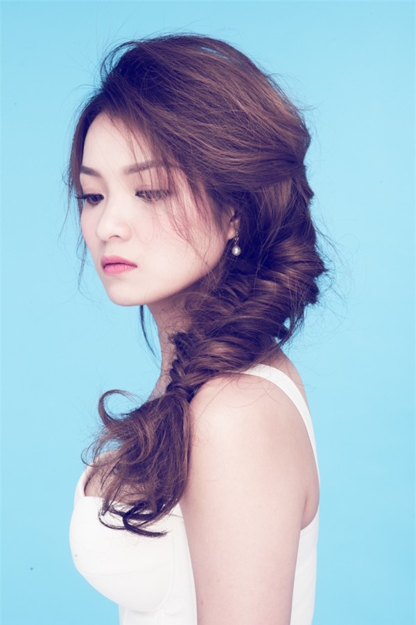 thuy-top-ban-nude-khoe-ve-goi-cam-blogtamsuvn05