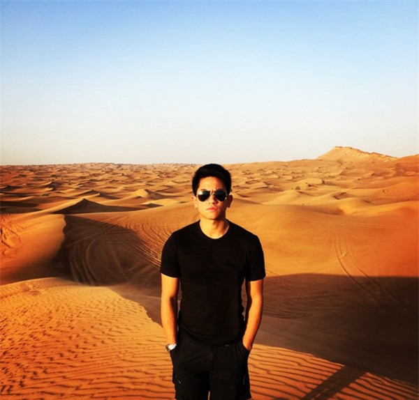 Hoàng tử soái ca đến từ Brunei: Đẹp trai, chuẩn 6 múi và tài sản 20 tỉ đô - Ảnh 24.