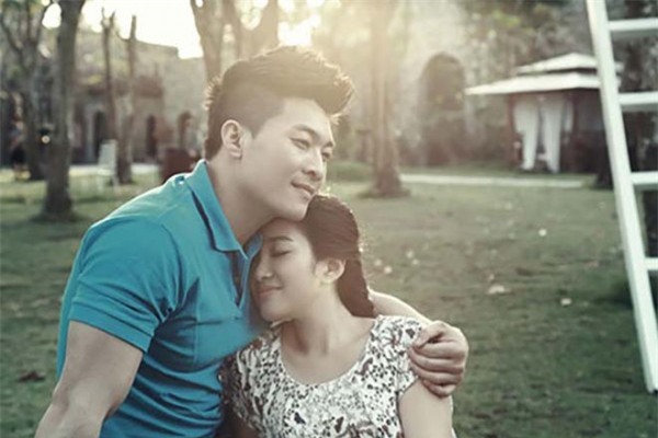 ngam-moi-mat-ve-dep-dien-trai-nhu-tai-tu-cua-hon-phu-cac-sao-vbiz-blogtamsuvn08