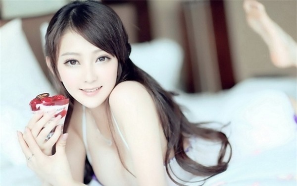 Nàng trẻ trung mơn mởn khiến gã say tít (Ảnh minh họa)