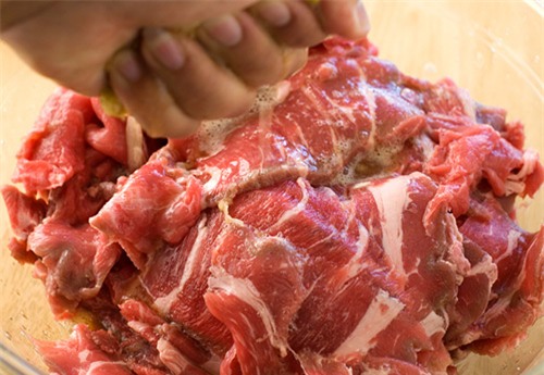 Đến Sơn La chớ bỏ qua thịt trâu một nắng - 1