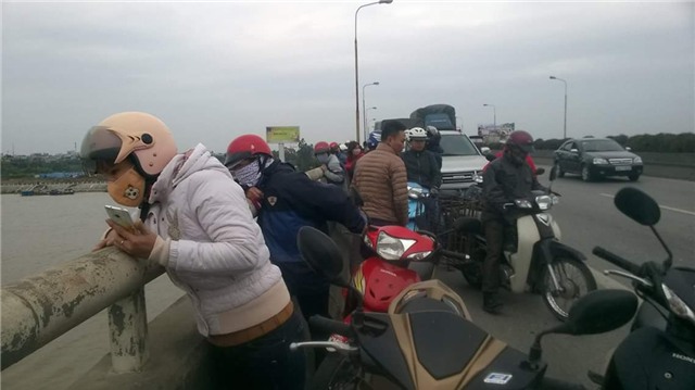 cô gái, lao mình xuống sông, cầu Phú Lương